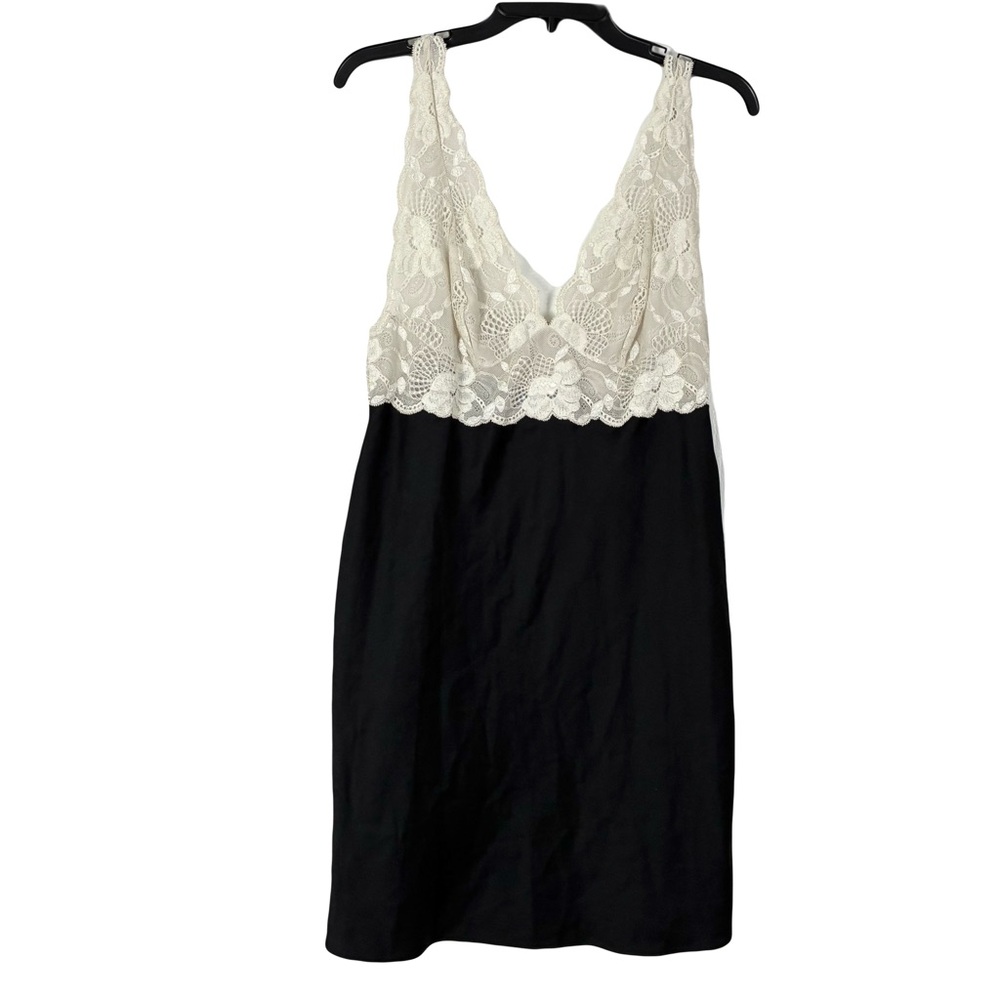 Natori Intimates Black Slip with White Lace Bodice Large Polyester Nylon